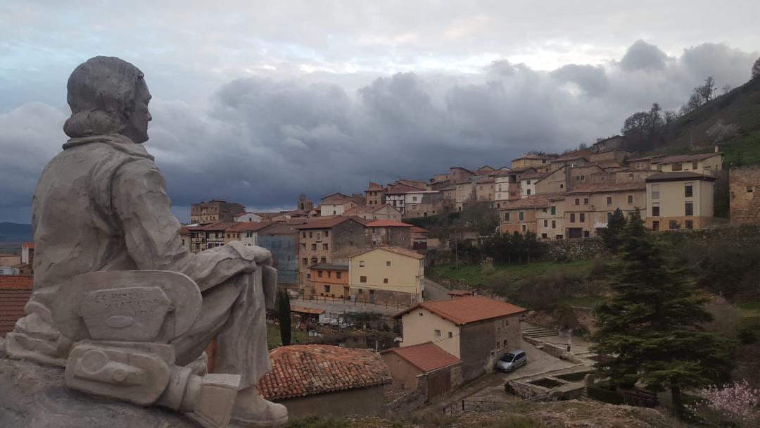 Estatua Félix Rodríguez de la Fuente en Poza de la Sal